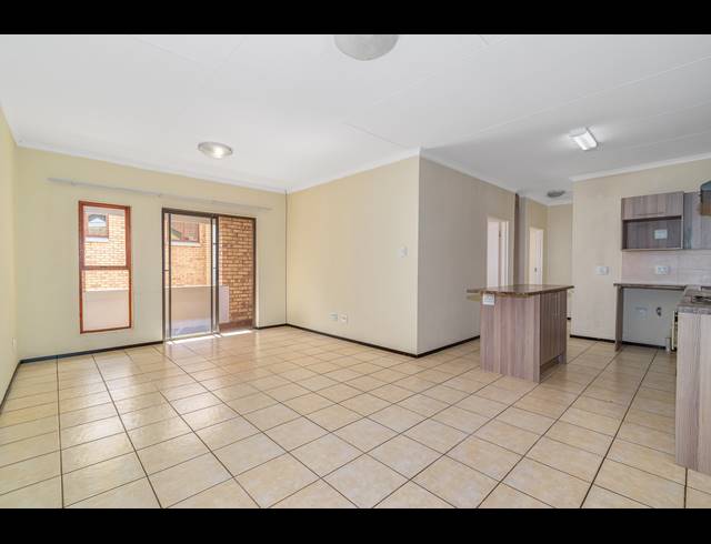 2 BEDROOM APARTMENT FOR SALE IN RANDPARK RIDGE